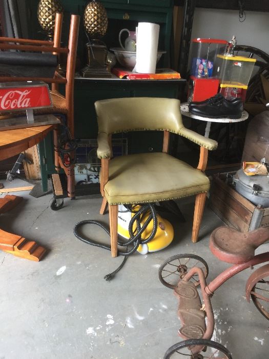 Estate Tag Sale in White Plains, MD starts on 11/1/2019