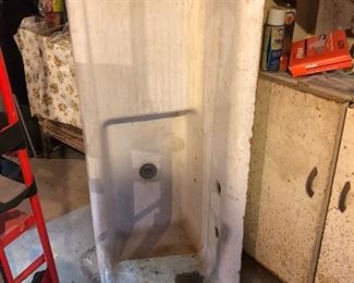 old enamel sink