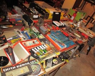 start a hardware store