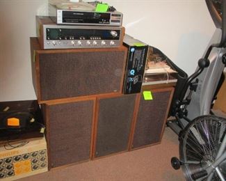 Omaha speakers plus turntables and a receiver 