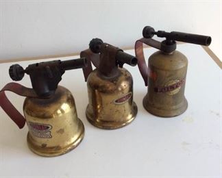 3 antique blowtorches https://ctbids.com/#!/description/share/254249