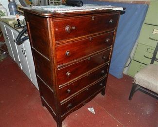 dresser