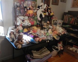 advertising dolls and animals