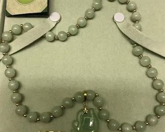 Jade necklace-Bermes and Chinese jade 14 kt gold