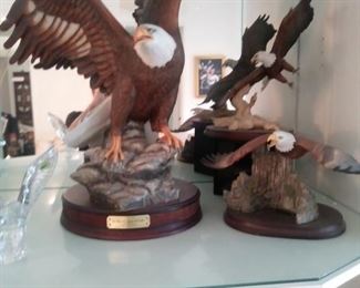 Lots of Eagle sculptures.