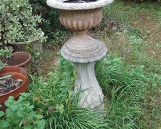 Pedestal; concrete planter