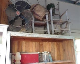 Fan, children's chairs