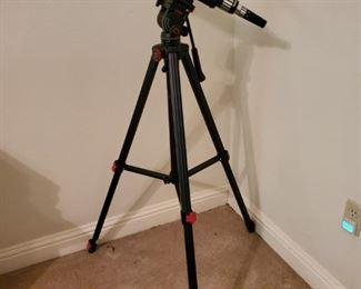 TASCO 60MM ZOOM TELESCOPE , CAMGEAR PROGEAR 8405 TRIPOD & MOUNT