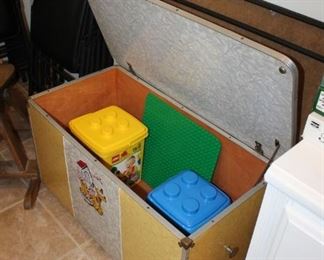 Vintage toy box w/ Pluto decal