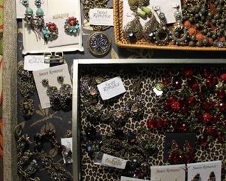 Antique-inspired boutique jewelry by Sweet Romance and Ollipop, all 50% off!