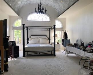 Gorgeous contemporary canopy bed.