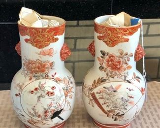Japanese porcelain with lions head 