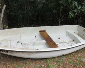 9' Boston Whaler Dingy