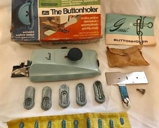 Buttonholer sewing gadget