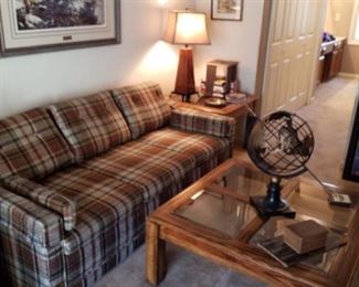 Sears plaid & brass sleeper sofa, great coffee table & matching end table 