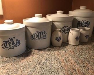 Nice Canister set