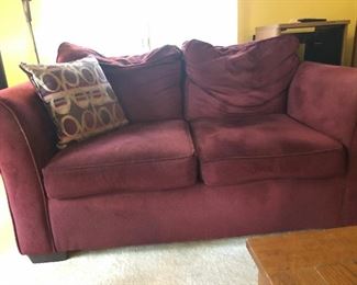 nice love seat