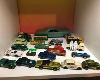 Vintage toy cars ~ we have divided into 3 lots.