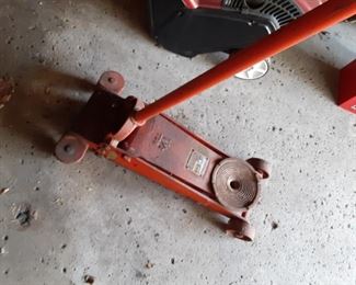 Hein Werner 1.5 ton floor jack