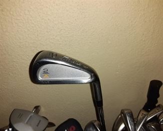 Set of Titleist irons golf clubs