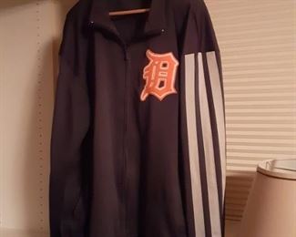 Detroit Tigers warm up jacket