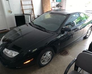 2002 Saturn Car. 170k miles runs and drives good 