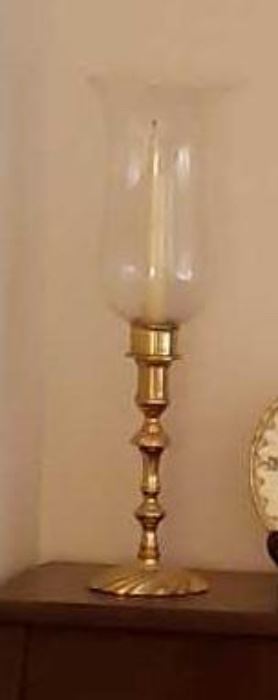 0082 Main Building Living Room Candle Stick profile
