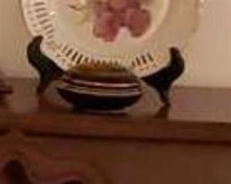 0094 Main Building Living Room Round china box profile