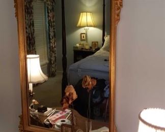 0210 Main Building Bedroom Master Mirror profile