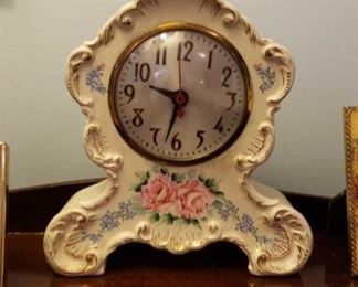 0243 Main Building Bedroom Master Clock profile