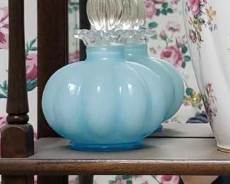 0329 Main Building Bathroom Master Blue vase w lid profile