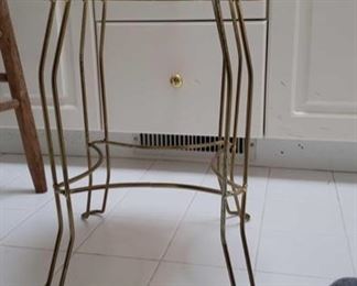 0353 Main Building Bathroom Master Vanity Stool profile