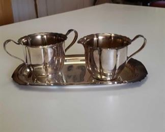 0601 Main Building Kitchen Cream and Sugar w tray profile