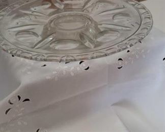 1102 Main Building Kitchen Footed Serving plate profile