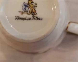 1384 Main Building Dining Room Tea set Bottom