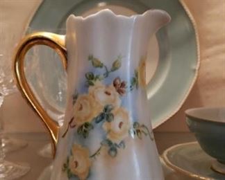 1471 Main Building Dining Room Pitcher profile