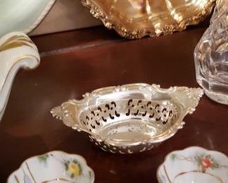 1519 Main Building Dining Room Tray profile