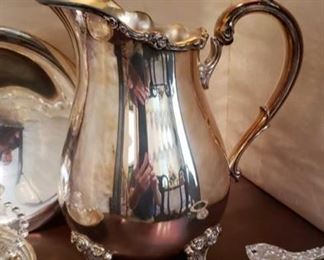1546 Main Building Dining Room Water Pitcher profile