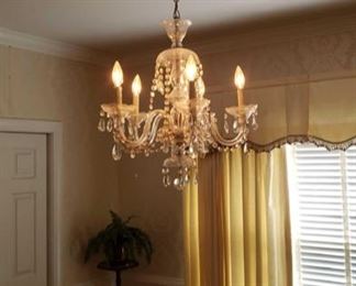1624 Main Building Dining Room Chandiler profile