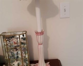 1765 Main Building Bedroom Upstairs Lamp profile