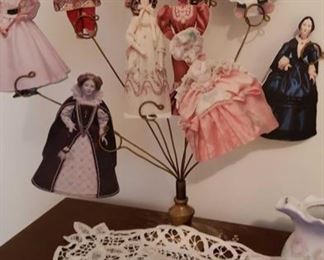 1787 Main Building Bedroom Upstairs Paper Dolls on Stand profile