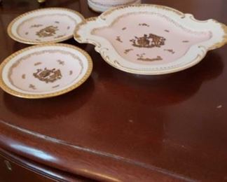 1796 Main Building Bedroom Upstairs Dresser Set profile