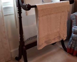 1880 Main Building Bedroom Upstairs Quilt Rack profile