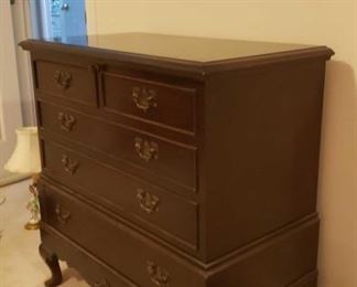 2042 Main Building Sitting Room Ceder Chest profile