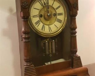 2069 Main Building Sitting Room Shelf Clock profile