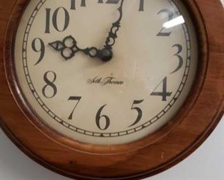 2170 Main Building Sitting Rm Closet Wall Clock profile