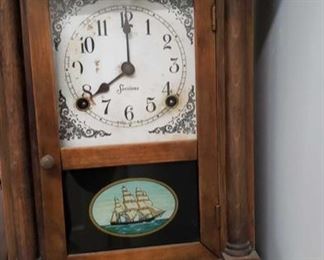 2183 Main Building Sitting Rm Closet Shelf Clock profile
