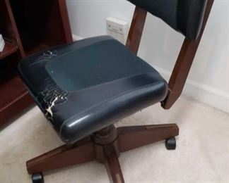 2285 Main Building Sitting Rm Closet Typist Chair profile