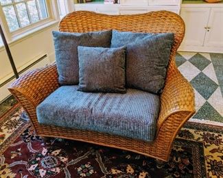 Rattan  love seat, sofa couch 