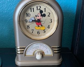 Vintage Seiko Mickey Mouse clock several Disney tunes for alarm. Dated 1980’s 